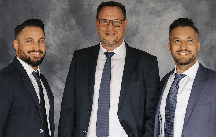 Das Peter Team besteht aus mehr als 250 tatkräftigen Mitarbeitern und Mitarbeiterinnen.