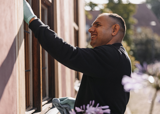 Unauffällig, ohne Sie bei der Arbeit zu stören