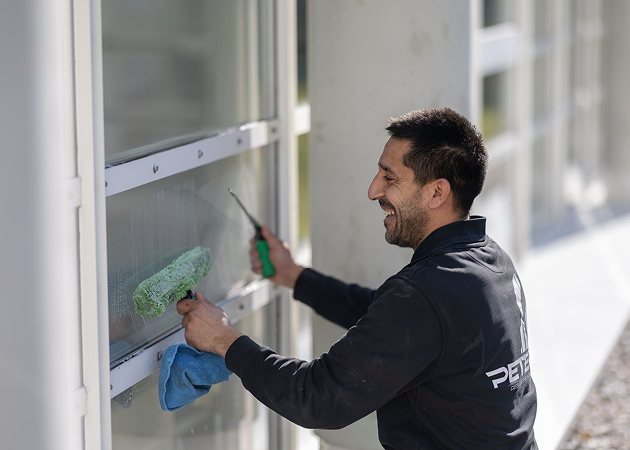 Als Objektleitung unterstützt dich unser Backoffice stark bei Themen wie Dispo, Recruiting und Dienstplanung – so kannst du dich voll auf deinen Job konzentrieren!